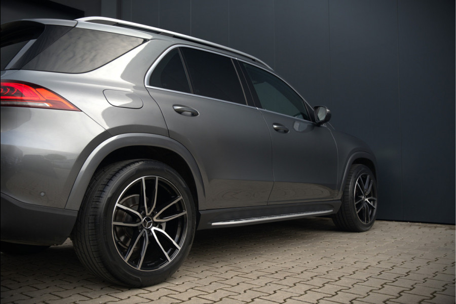 Mercedes-Benz GLE 350 D 4MATIC AMG Line | Grijs Kenteken | Marge | Adaptive Cruise Control | Stoelverwarming | Panoramadak | Trekhaak | Camera | Apple Carplay | Ambiance Verlichting | Leder | Keyless