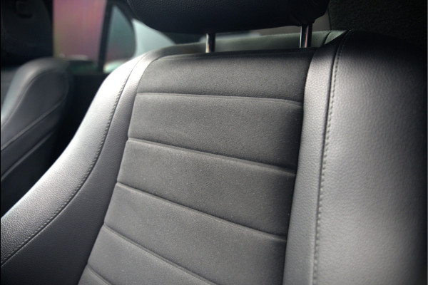 Mercedes-Benz GLE 350 D 4MATIC AMG Line | Grijs Kenteken | Marge | Adaptive Cruise Control | Stoelverwarming | Panoramadak | Trekhaak | Camera | Apple Carplay | Ambiance Verlichting | Leder | Keyless