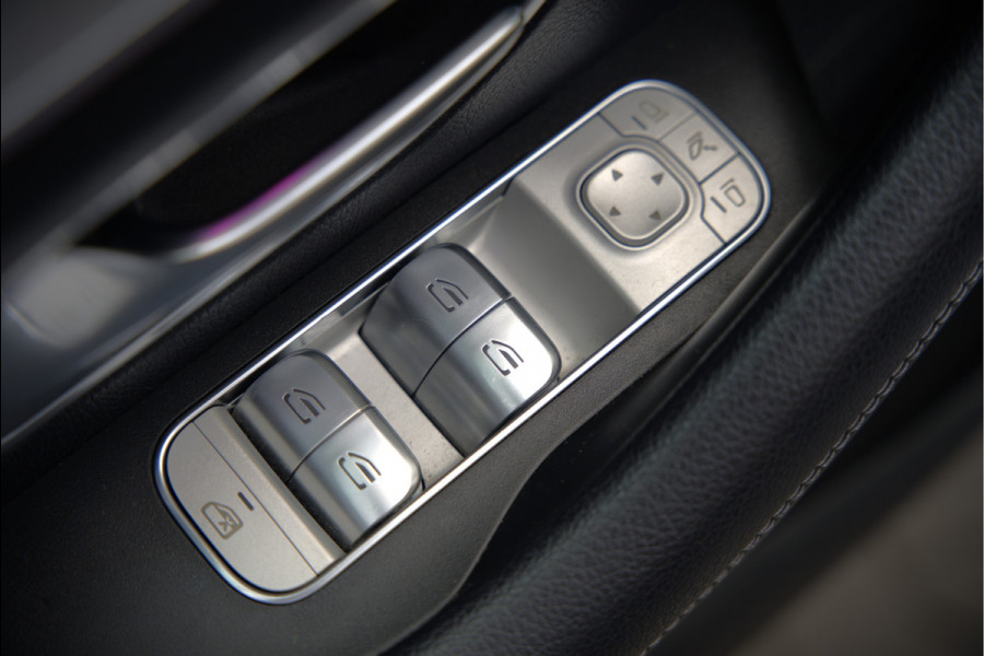 Mercedes-Benz GLE 350 D 4MATIC AMG Line | Grijs Kenteken | Marge | Adaptive Cruise Control | Stoelverwarming | Panoramadak | Trekhaak | Camera | Apple Carplay | Ambiance Verlichting | Leder | Keyless