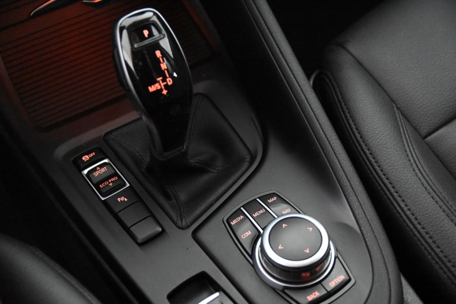 BMW X1 sDrive18i *1ste Eigenaar*Leder*Navigatie*Trekhaak*
