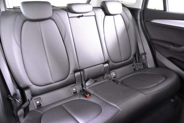 BMW X1 sDrive18i *1ste Eigenaar*Leder*Navigatie*Trekhaak*