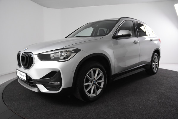 BMW X1 sDrive18i *1ste Eigenaar*Leder*Navigatie*Trekhaak*