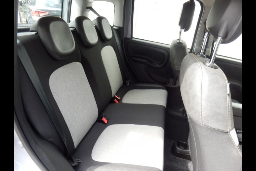 Fiat Panda Hybrid | Cross | Clima | Voorruit + Stoel verwarming | Pdc |