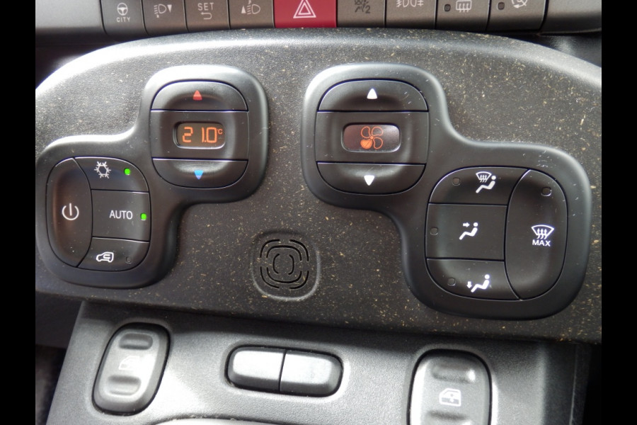 Fiat Panda Hybrid | Cross | Clima | Voorruit + Stoel verwarming | Pdc |