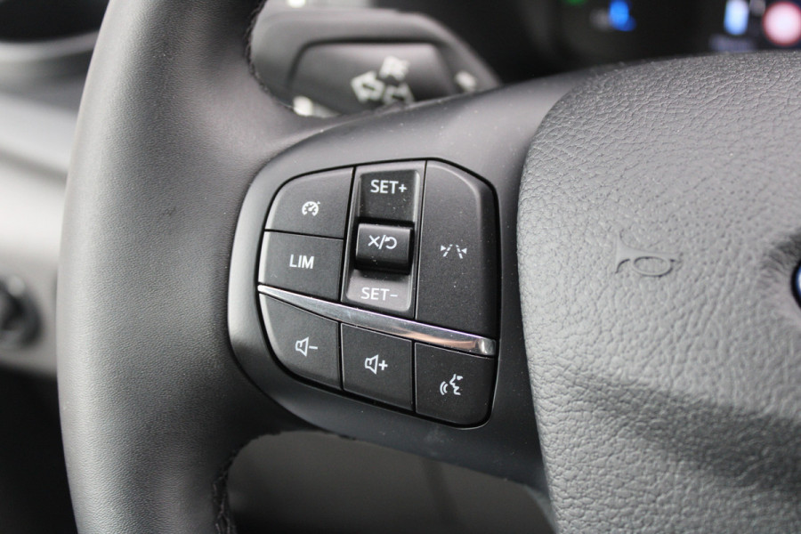 Ford Transit 350 2.0 TDCI 165pk L3H2 Dubbel Cabine Trend 6 zits - Carplay - Trekhaak - Camera - 2800kg Trekgewicht - Rijklaar
