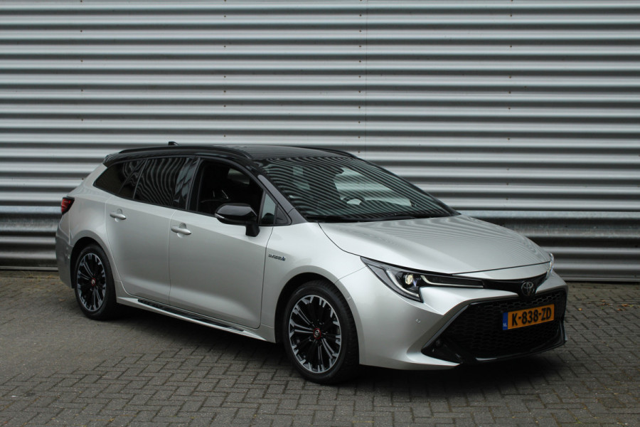 Toyota Corolla Touring Sports 2.0 Hybrid 184pk GR-Sport NL-Auto NAP 10 Jaar Garantie Clima Cruise  Carplay Camera Keyless 17"LMV Afn. Trekhaak