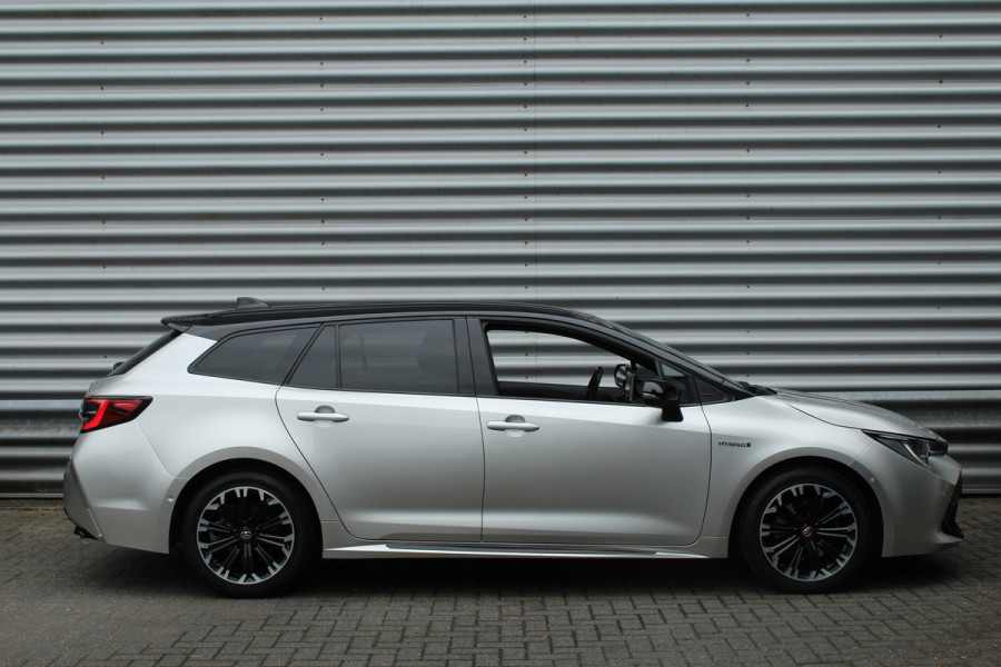 Toyota Corolla Touring Sports 2.0 Hybrid 184pk GR-Sport NL-Auto NAP 10 Jaar Garantie Clima Cruise  Carplay Camera Keyless 17"LMV Afn. Trekhaak