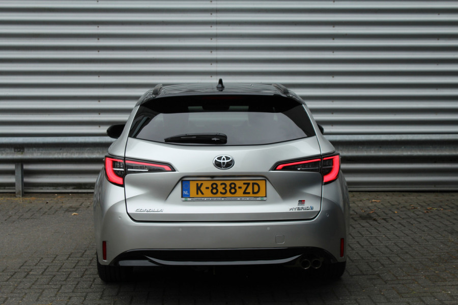Toyota Corolla Touring Sports 2.0 Hybrid 184pk GR-Sport NL-Auto NAP 10 Jaar Garantie Clima Cruise  Carplay Camera Keyless 17"LMV Afn. Trekhaak