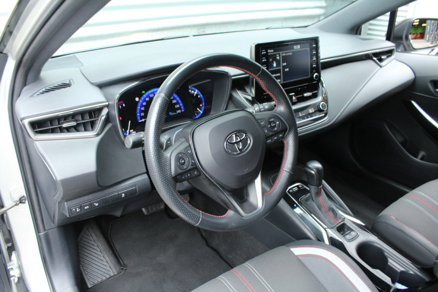 Toyota Corolla Touring Sports 2.0 Hybrid 184pk GR-Sport NL-Auto NAP 10 Jaar Garantie Clima Cruise  Carplay Camera Keyless 17"LMV Afn. Trekhaak