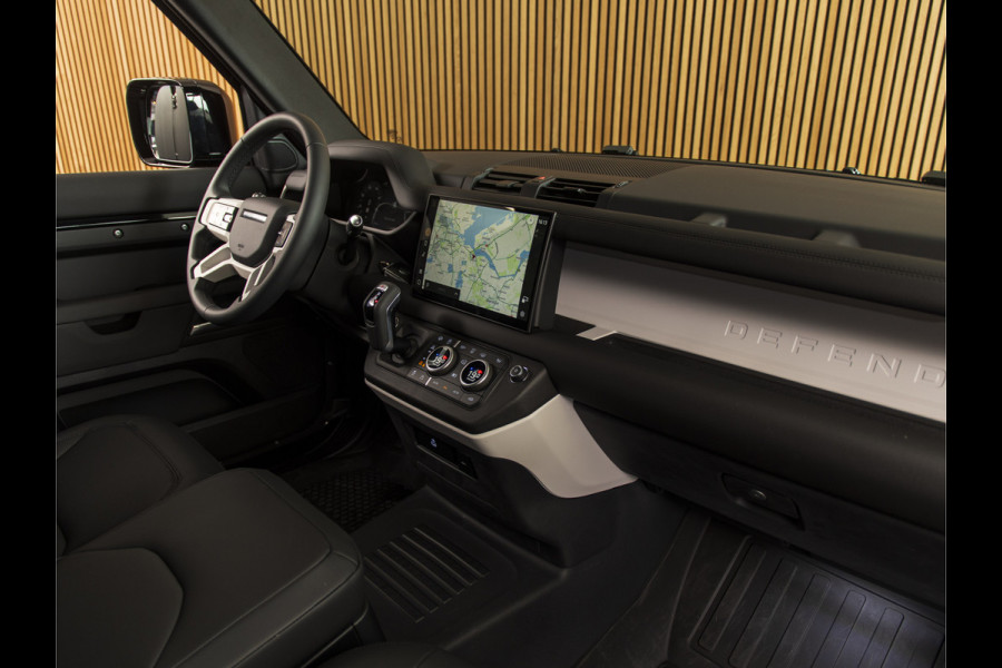 Land Rover Defender Hard Top 3.0 D250 110 S GRIJS KENTEKEN