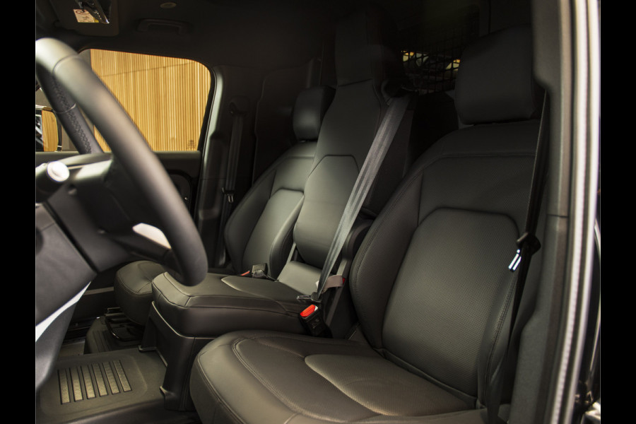 Land Rover Defender Hard Top 3.0 D250 110 S GRIJS KENTEKEN