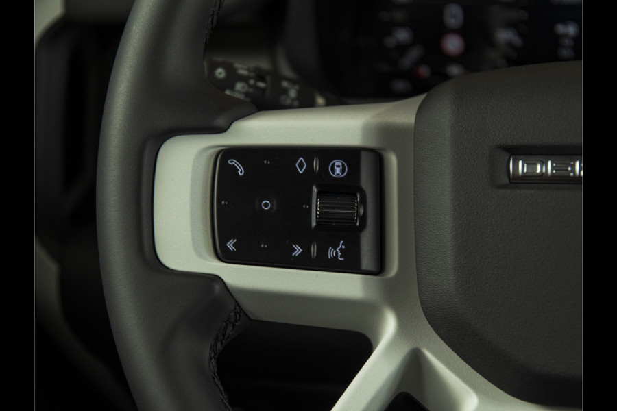 Land Rover Defender Hard Top 3.0 D250 110 S GRIJS KENTEKEN