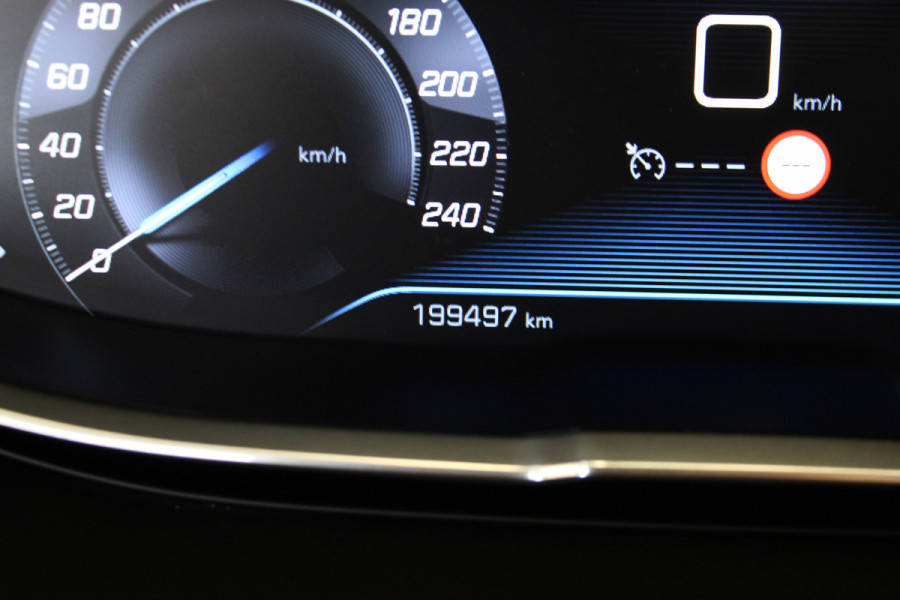 Peugeot 5008 1.2 PureTech Allure |Pano|Leder|Trekhaak|