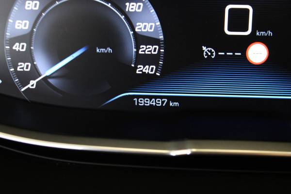 Peugeot 5008 1.2 PureTech Allure |Pano|Leder|Trekhaak|