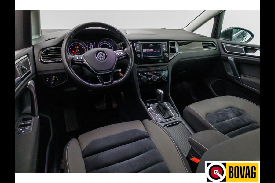 Volkswagen Golf Sportsvan 1.4 TSI Highline 150 PK Automaat | Adap. Cruise | Navigatie | Parkeersensoren V+A | Stoelverwarming Trekhaak afneembaar, Ergo comfortstoel met massage, All season banden