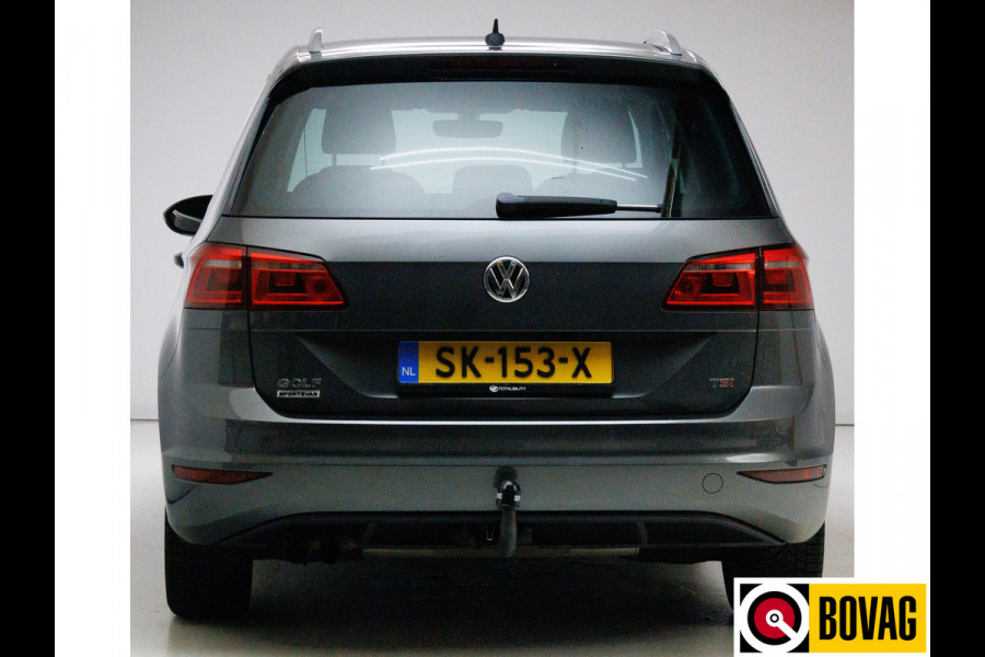 Volkswagen Golf Sportsvan 1.4 TSI Highline 150 PK Automaat | Adap. Cruise | Navigatie | Parkeersensoren V+A | Stoelverwarming Trekhaak afneembaar, Ergo comfortstoel met massage, All season banden