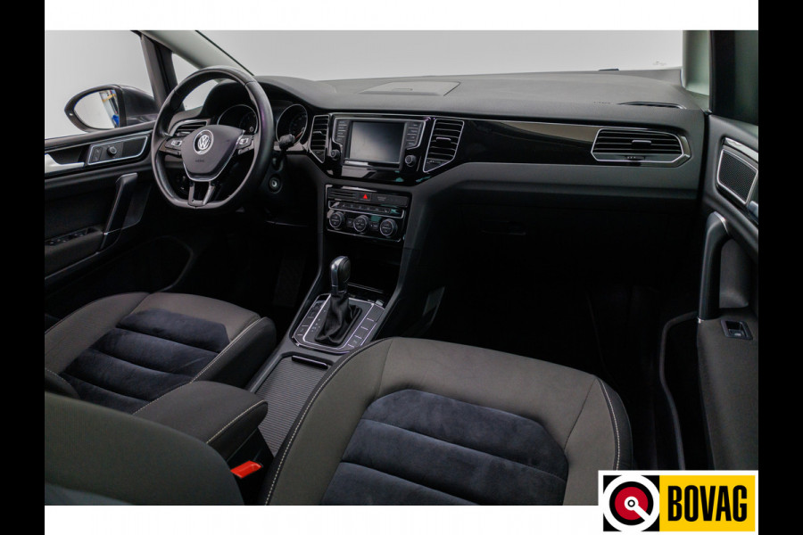 Volkswagen Golf Sportsvan 1.4 TSI Highline 150 PK Automaat | Adap. Cruise | Navigatie | Parkeersensoren V+A | Stoelverwarming Trekhaak afneembaar, Ergo comfortstoel met massage, All season banden