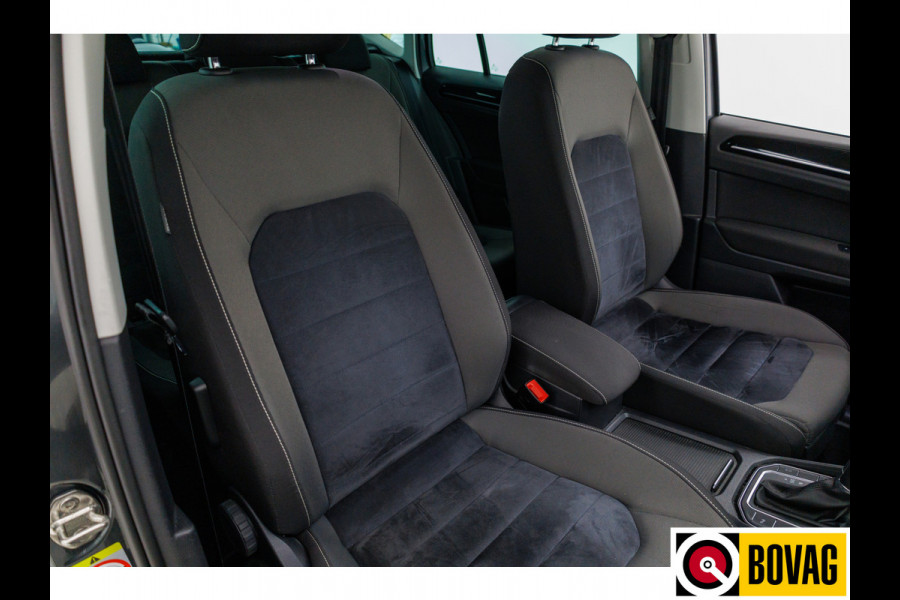 Volkswagen Golf Sportsvan 1.4 TSI Highline 150 PK Automaat | Adap. Cruise | Navigatie | Parkeersensoren V+A | Stoelverwarming Trekhaak afneembaar, Ergo comfortstoel met massage, All season banden
