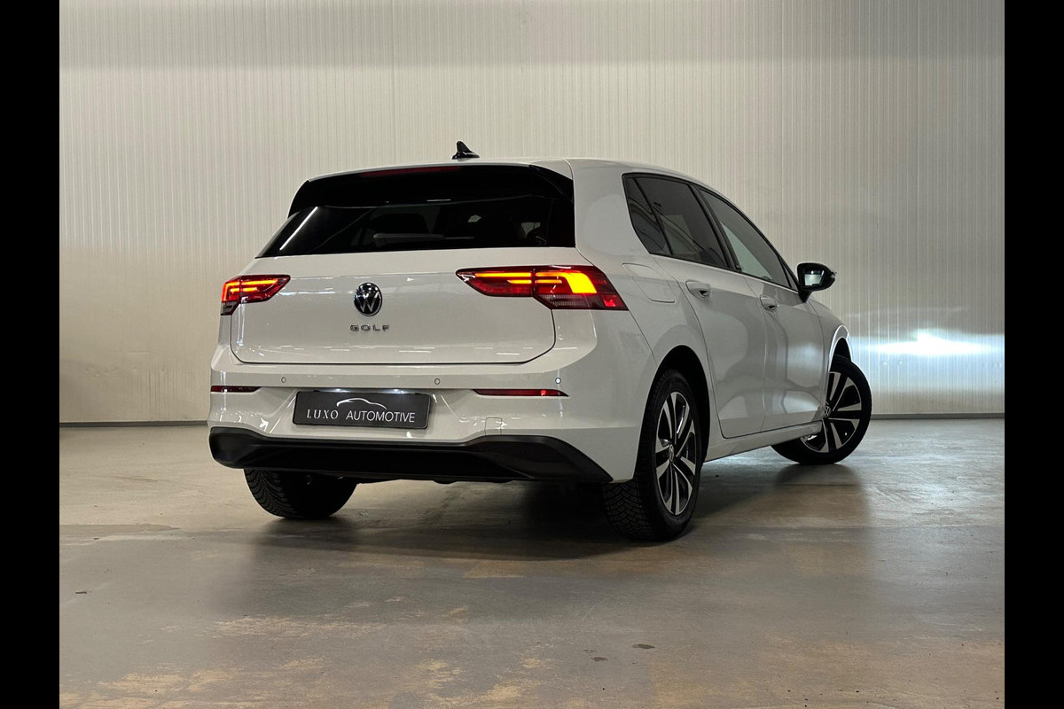 Volkswagen Golf 1.0 TSI Life | CAMERA | IQ LIGHTS | Volkswagen Golf 1.0 TSI Life | CAMERA | IQ LIGHTS |