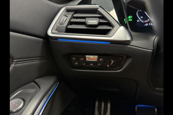 BMW 3-serie 330e eDrive Edition ACC Head-Up Harman Kardon Schuif/Kanteldak