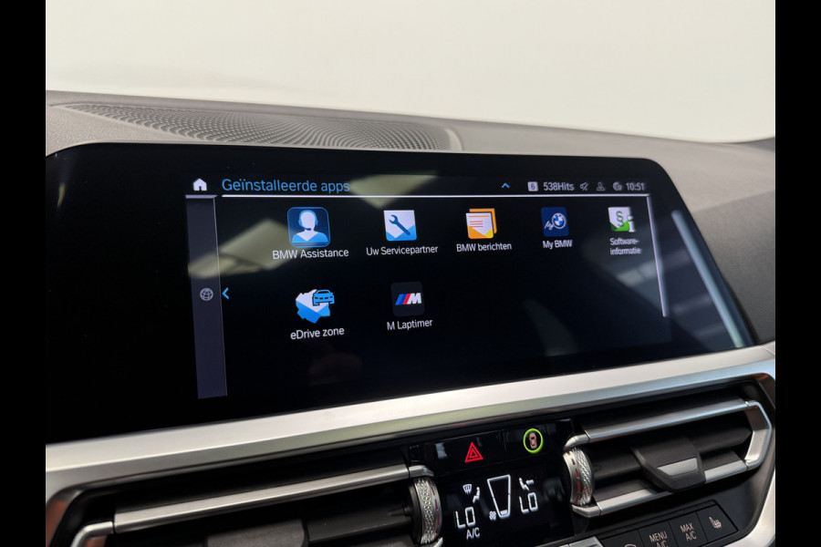 BMW 3-serie 330e eDrive Edition ACC Head-Up Harman Kardon Schuif/Kanteldak