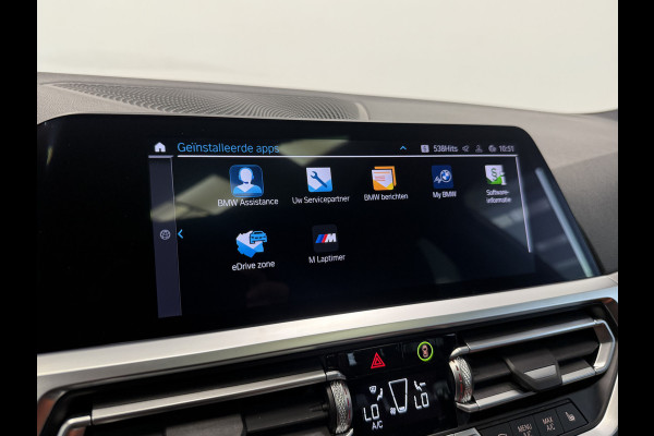BMW 3-serie 330e eDrive Edition ACC Head-Up Harman Kardon Schuif/Kanteldak