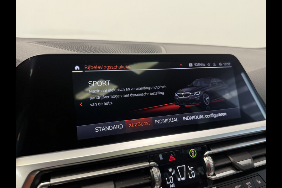 BMW 3-serie 330e eDrive Edition ACC Head-Up Harman Kardon Schuif/Kanteldak