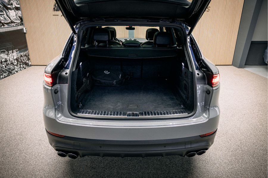 Porsche Cayenne 3.0 E-Hybrid Goed uitgevoerde Cayenne Hybride