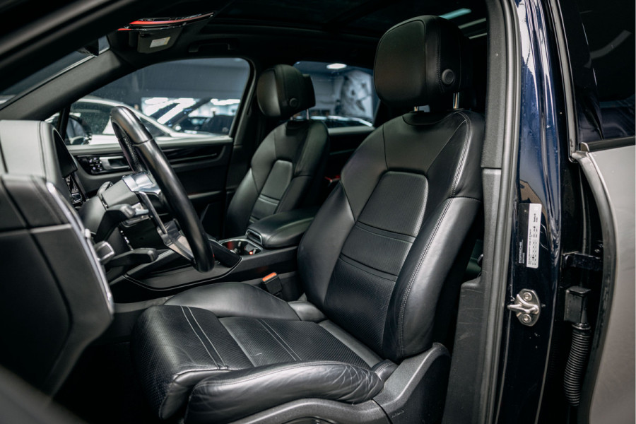 Porsche Cayenne 3.0 E-Hybrid Goed uitgevoerde Cayenne Hybride