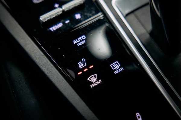 Porsche Cayenne 3.0 E-Hybrid Goed uitgevoerde Cayenne Hybride