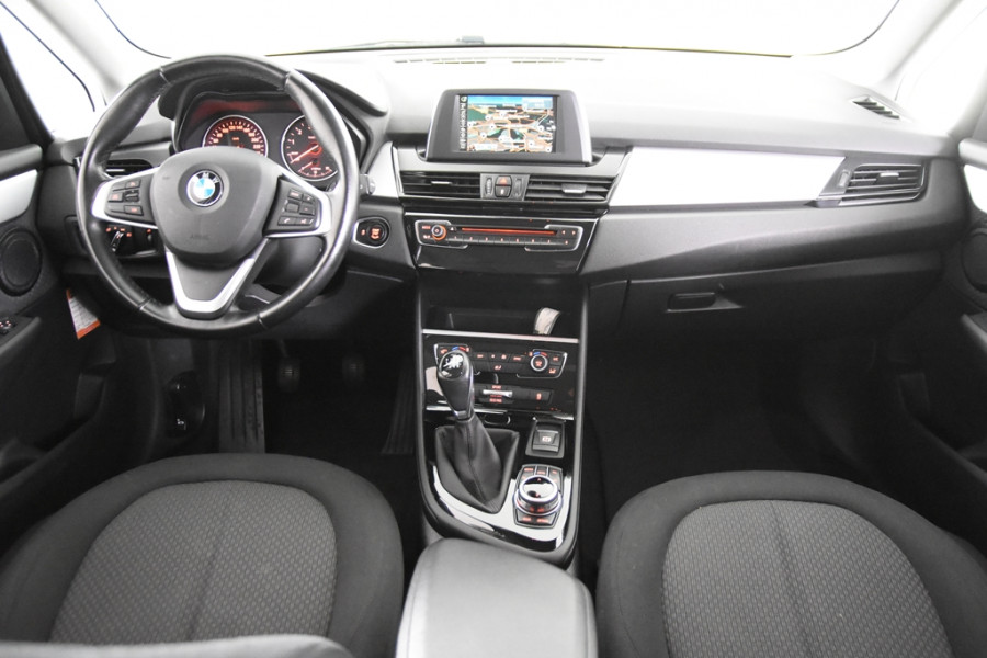 BMW 2 Serie Active Tourer 220i Centennial Executive XDrive*Navigatie*4x4*