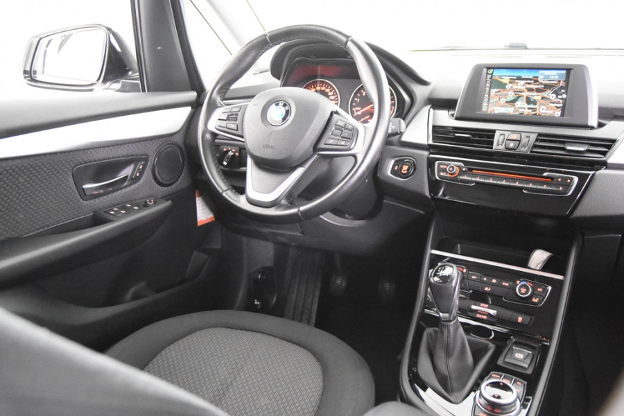 BMW 2 Serie Active Tourer 220i Centennial Executive XDrive*Navigatie*4x4*