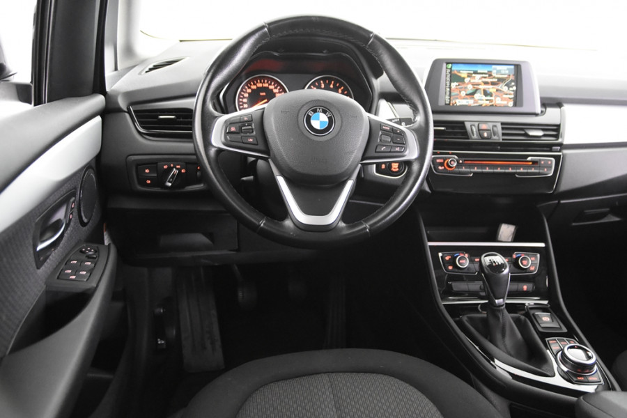 BMW 2 Serie Active Tourer 220i Centennial Executive XDrive*Navigatie*4x4*