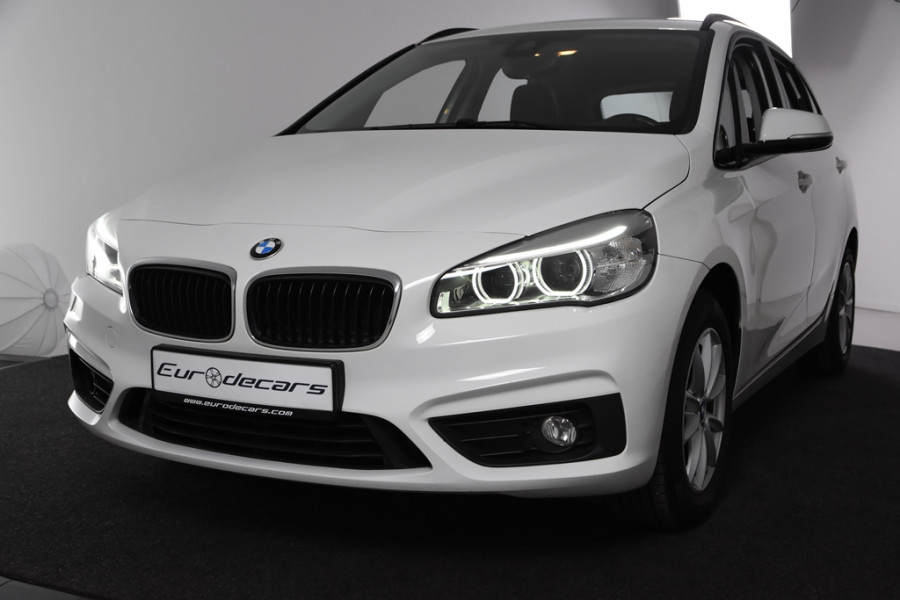 BMW 2 Serie Active Tourer 220i Centennial Executive XDrive*Navigatie*4x4*