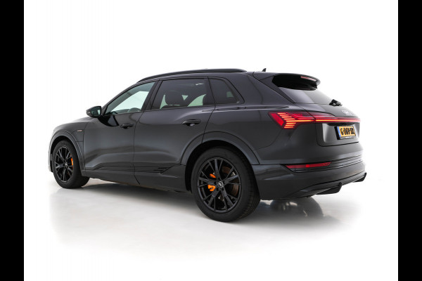 Audi e-tron 50 Quattro S-Line Launch-Edition-Black 71 kWh (INCL-BTW) *PANO | LEATHER-MICROFIBRE | DIGI-COCKPIT | FULL-LED | MEMORY-PACK | ADAPTIVE-CRUISE | HEATED-SPORTSEATS | NAVI-FULLMAP | KEYLESS | SHIFT-PADDLES | 20"ALU*