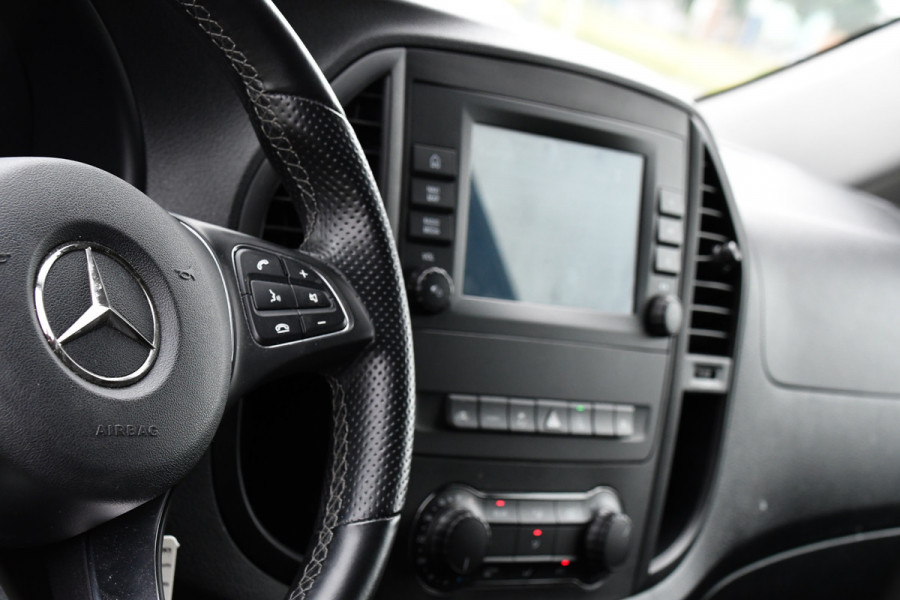 Mercedes-Benz Vito 119 CDI L3 DC Black Edition Cruise, Camera, Carplay, Leder, 190PK, LED, 2x Elektrische Schuifdeur, Uniek!