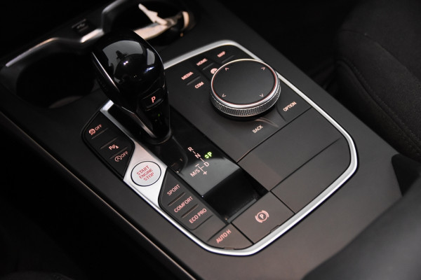 BMW 1-serie 116d Advantage *1ste eigenaar*Navigatie*Parkassist*