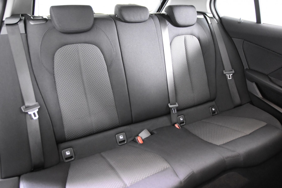 BMW 1-serie 116d Advantage *1ste eigenaar*Navigatie*Parkassist*