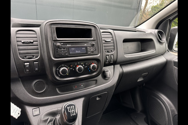 Renault Trafic 2.0 dCi 120 PK / L1H1 / 1e EIG. / 2x SCHUIFDEUR / AIRCO / CRUISE / TREKHAAK