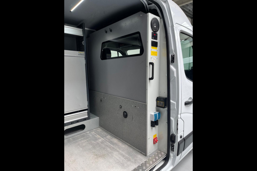 Renault Master Servicewagen T35 2.3 dCi 145pk euro6 L2H2 BOTT Inrichting, Victron omvormer, Standkachel, Trekhaak, RIJKLAARPRIJS!