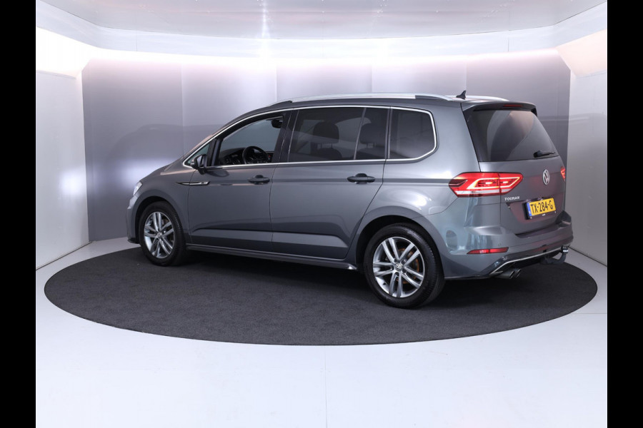 Volkswagen Touran 1.4 TSI Highline Edition R 7p 150pk DSG| Navi| Trekhaak| Alarm|Camera| 17'LM-velgen
