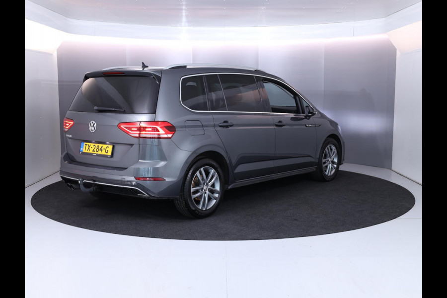 Volkswagen Touran 1.4 TSI Highline Edition R 7p 150pk DSG| Navi| Trekhaak| Alarm|Camera| 17'LM-velgen