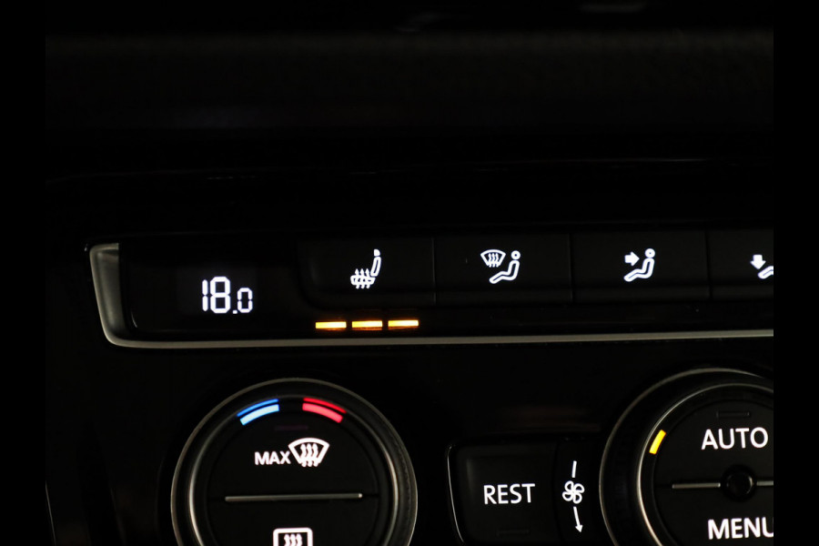 Volkswagen Touran 1.4 TSI Highline Edition R 7p 150pk DSG| Navi| Trekhaak| Alarm|Camera| 17'LM-velgen
