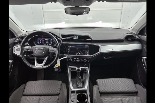 Audi Q3 35 TFSI Advanced S-line (NL-auto, Navi, Digitale Dash, Sportstoelen, Parkeersensoren, Etc)
