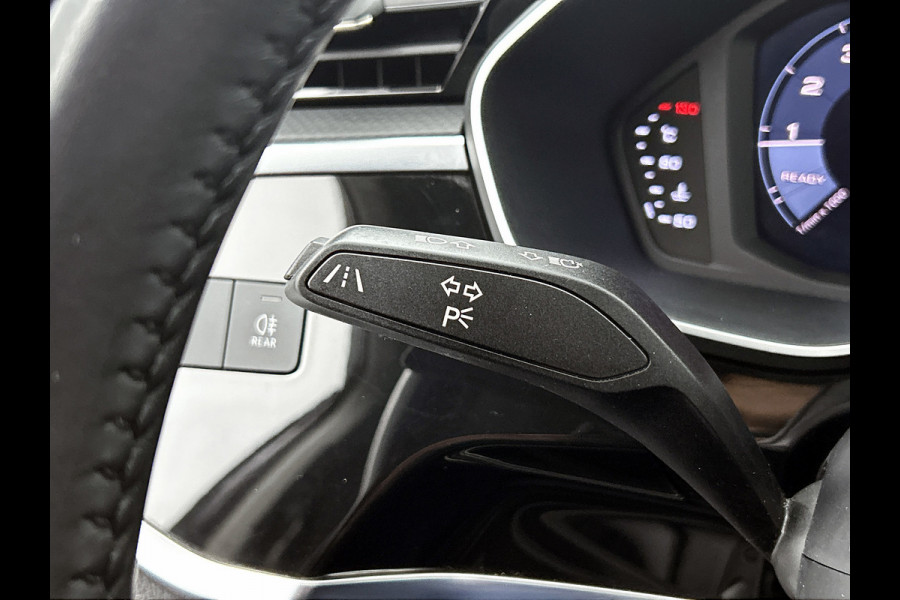 Audi Q3 35 TFSI Advanced S-line (NL-auto, Navi, Digitale Dash, Sportstoelen, Parkeersensoren, Etc)