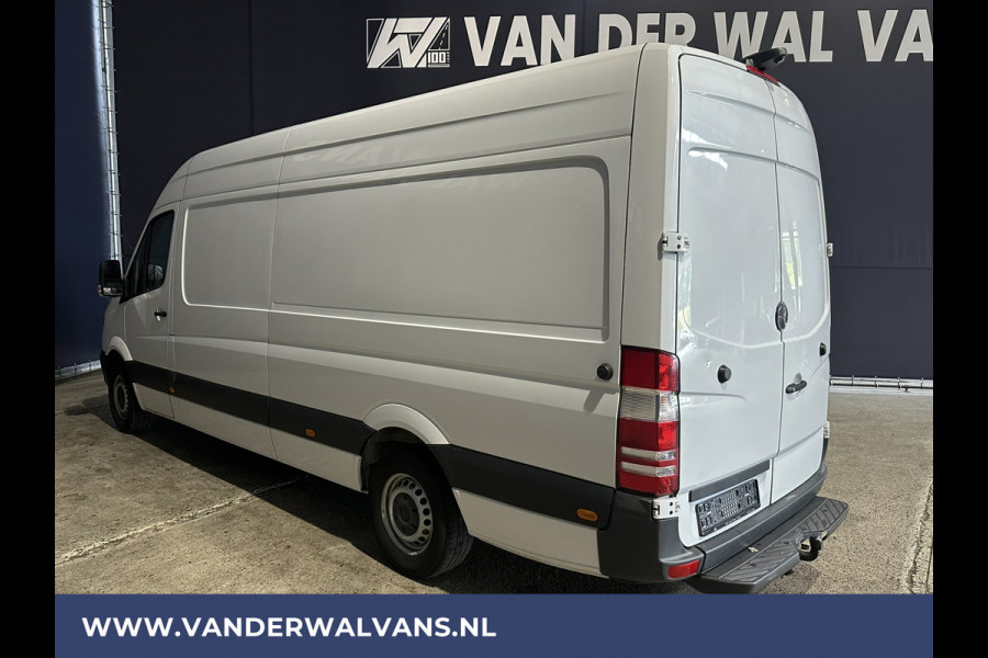 Mercedes-Benz Sprinter 316 CDI 163pk L3H2 Euro6 Airco | Camera | Navigatie | Trekhaak Bijrijdersbank, Bluetooth-telefonie, 270gr achterdeuren