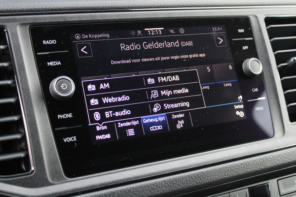 Volkswagen Crafter 35 2.0 TDI L3H3 177pk - 2x Schuifdeur - LED - Trekhaak - Navigatie - DAB - Geveerde stoel - Camera - Stoelverwarming - Rijklaar