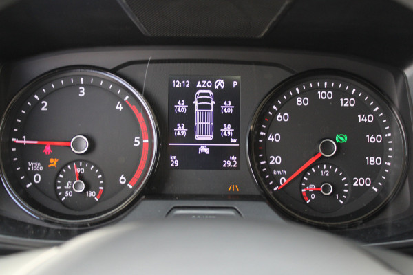 Volkswagen Crafter 35 2.0 TDI L3H3 177pk - 2x Schuifdeur - LED - Trekhaak - Navigatie - DAB - Geveerde stoel - Camera - Stoelverwarming - Rijklaar