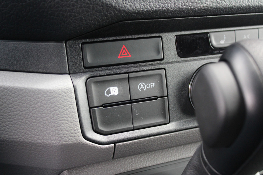 Volkswagen Crafter 35 2.0 TDI L3H3 177pk - 2x Schuifdeur - LED - Trekhaak - Navigatie - DAB - Geveerde stoel - Camera - Stoelverwarming - Rijklaar