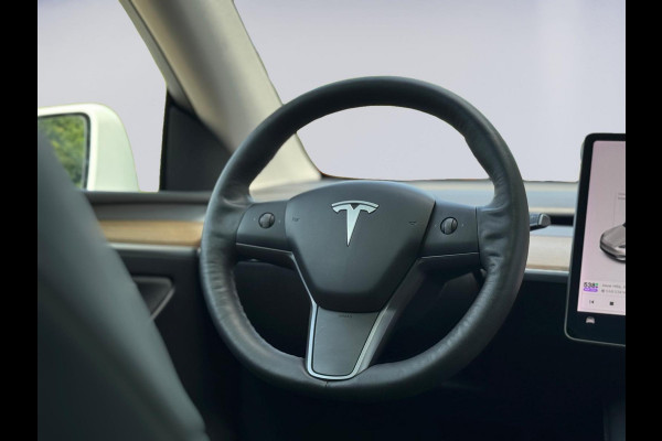 Tesla Model Y Long Range AWD 75 kWh Black line, 20 inch, panoramadak, leder, Nederlandse auto met nationale auto pas